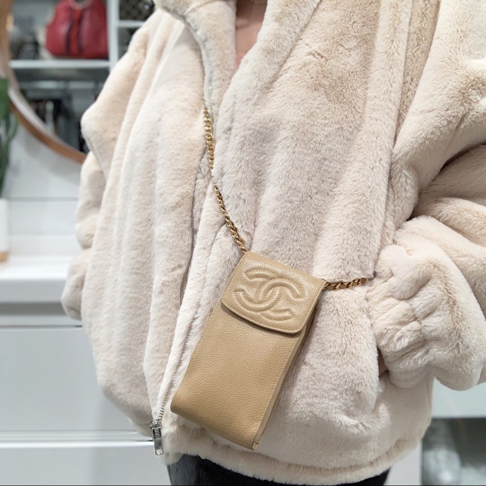 CHANEL CAVIAR SMALL CROSSBODY BAG with Chain